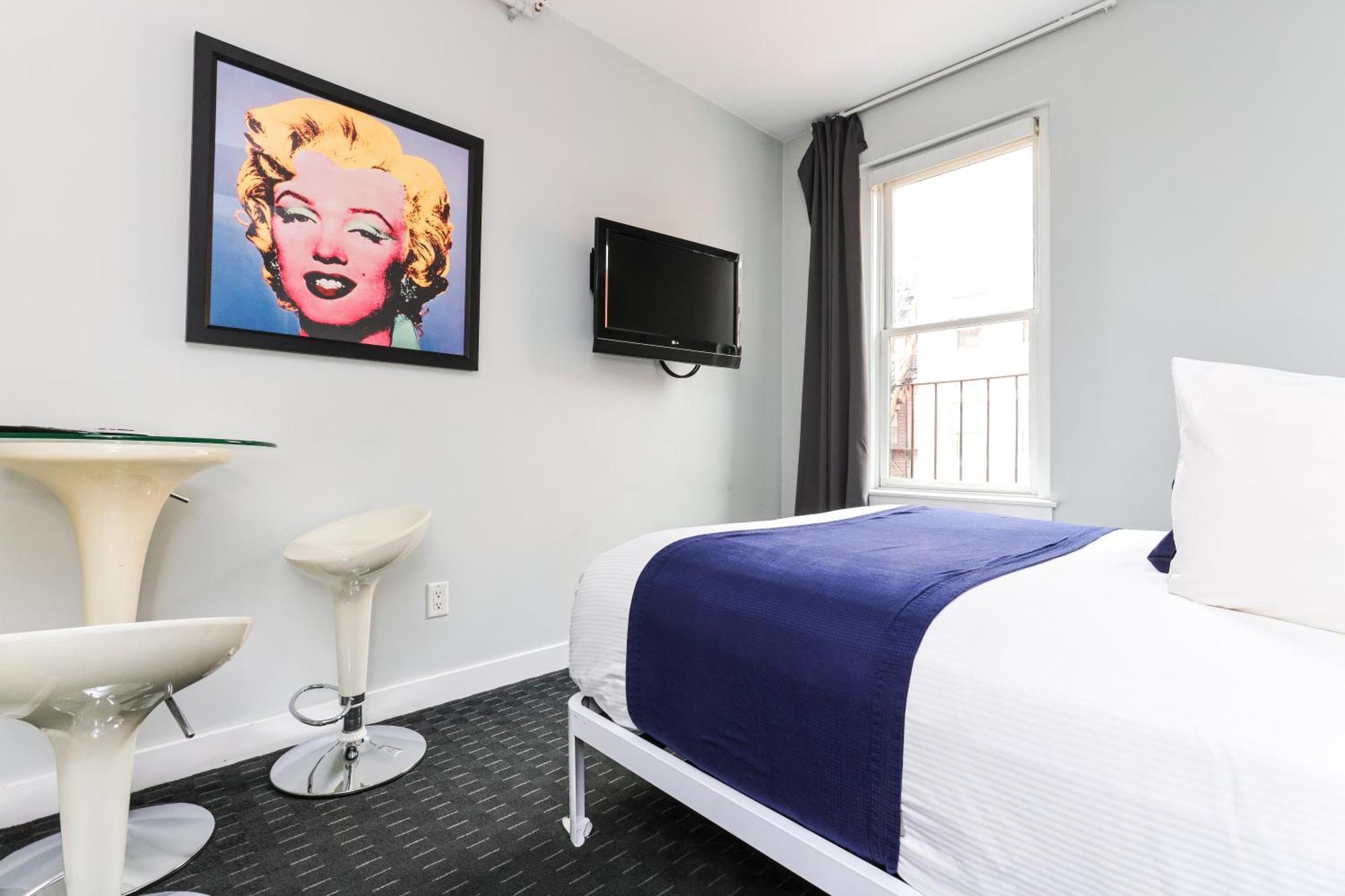 Cozy Newbury Street Studio, #5 Бостън Екстериор снимка